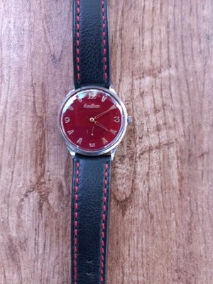 Omikron vintage Swiss mechanical men's / unisex red wristwatch