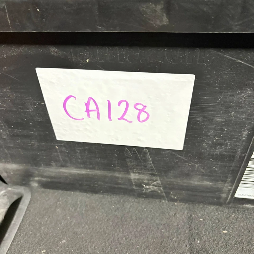 Engine Oil Cooler for Ford Mondeo III B5Y III B4Y Transit Tourneo 2.0 2.2 2.4 - Image 4 of 4