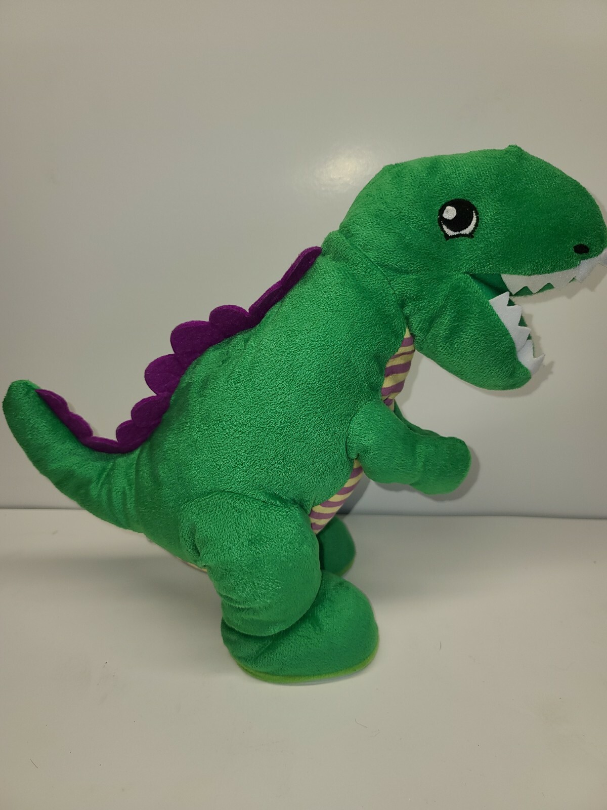 ryan's world electronic dinosaur