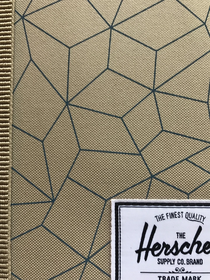 Nueva funda ciprés Herschel Supply Co para Apple iPad Air marrón geométrico Foto 3 de 4