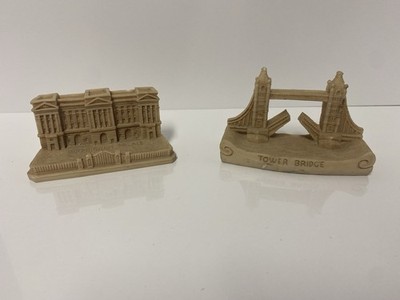 Set Of 2 London Landmark Bookends, Tower Bridge And Buckingham Palace