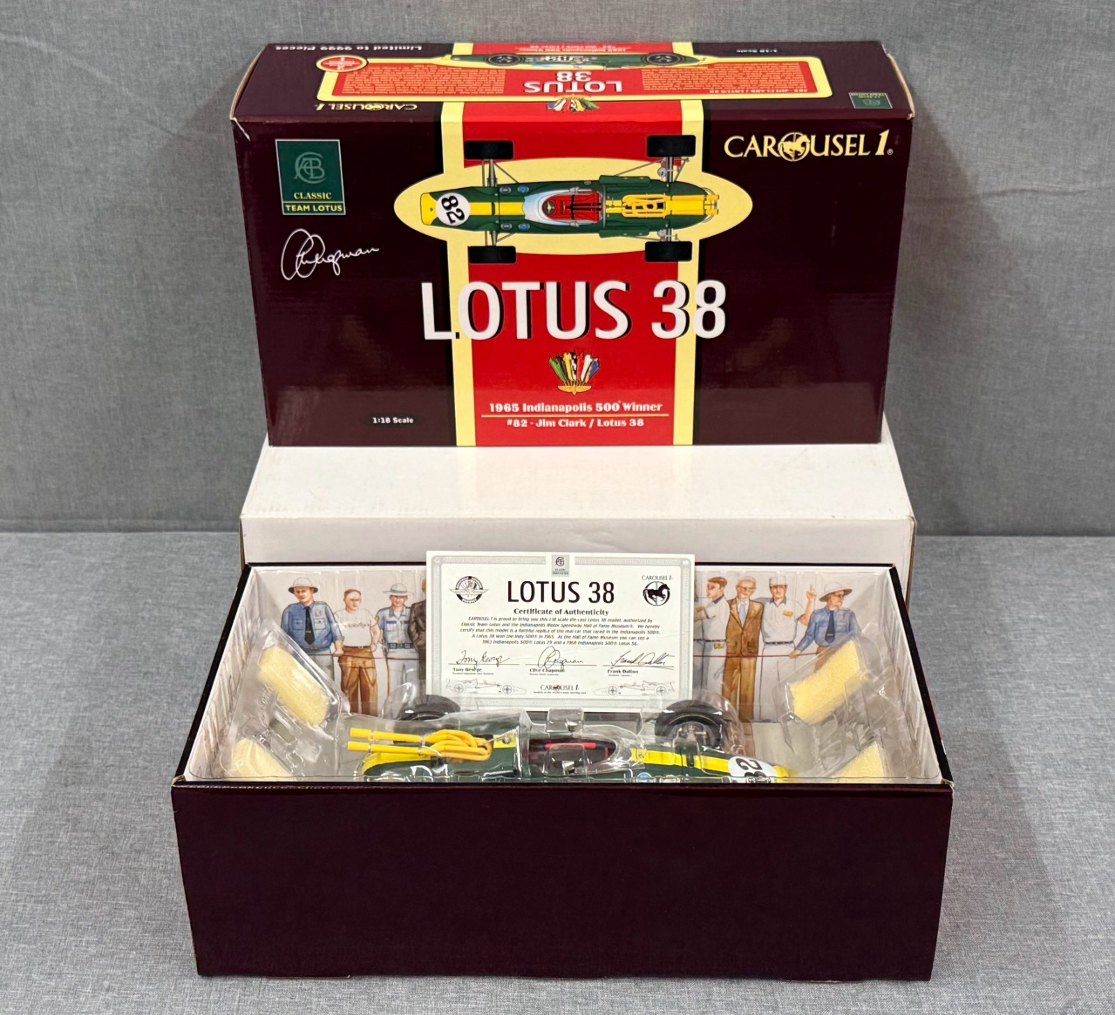 1:18 CAROUSEL 1 race car #82 LOTUS 38 JIM CLARK 1965 Indy 500 Winner #5201