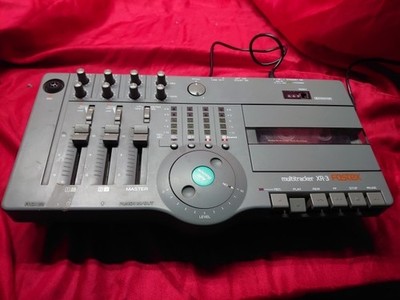 FOSTEX XR-3Xmultitracker カセットレコーダー　中古品 Fostex Multitracker XR-3 4 track cassette recorder FAULTY/READ