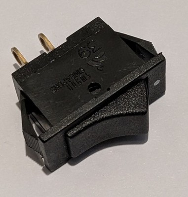 Swann 39 SPST Rocker Switch - 15A 125V AC - 1/2HP Snap-In Panel Mount Black