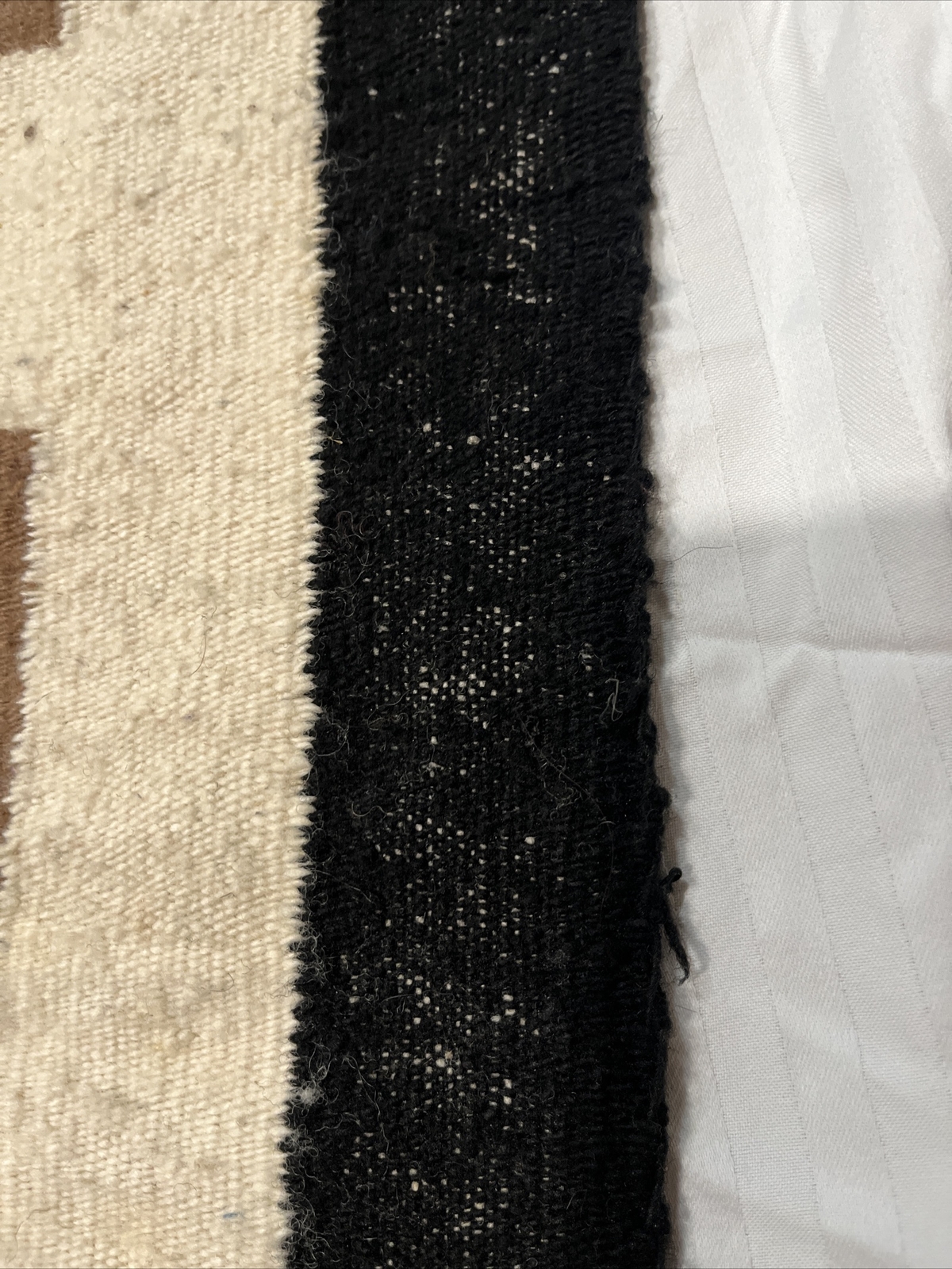 Toadlena/Two Grey Hills Navajo rug eBay