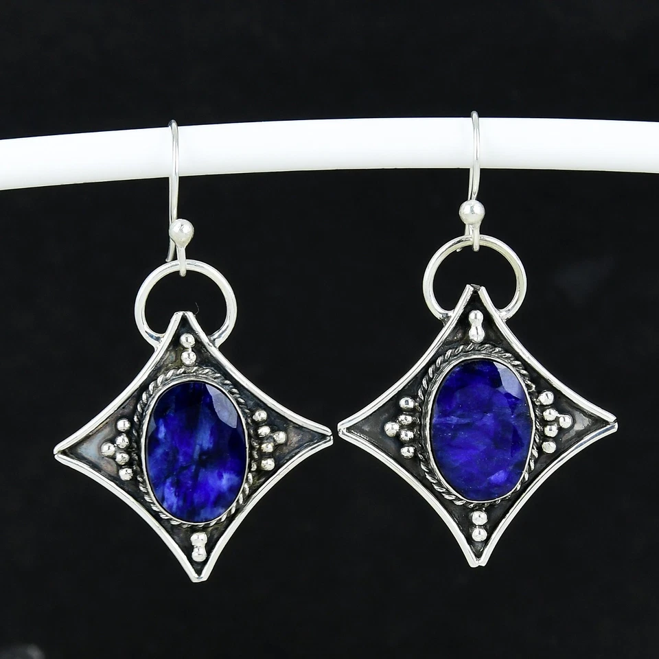 Orecchino In Argento Sterling 925 Con Gemma Blu In Zaffiro Creato In Laboratorio - Immagine 4 di 4