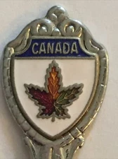Vtg Souvenir Spoon Collectible. Canada