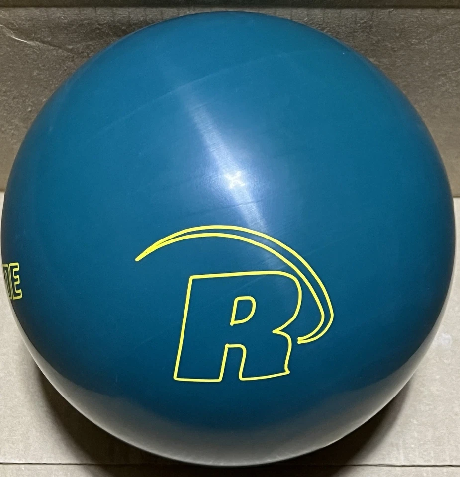 Revolution Renegade 16 lb Bowling Ball New in Original Box Made in 2000 - Image 3 of 4