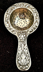 Antique German "800" Fine Silver Lions Head Over The cup Tea Strainer