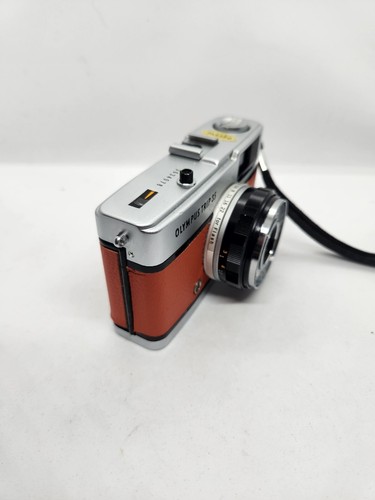 Olympus Trip 35 Film Camera w/ Zuiko 40mm f/2.8 Lens - Orange Leather - Picture 3 of 7