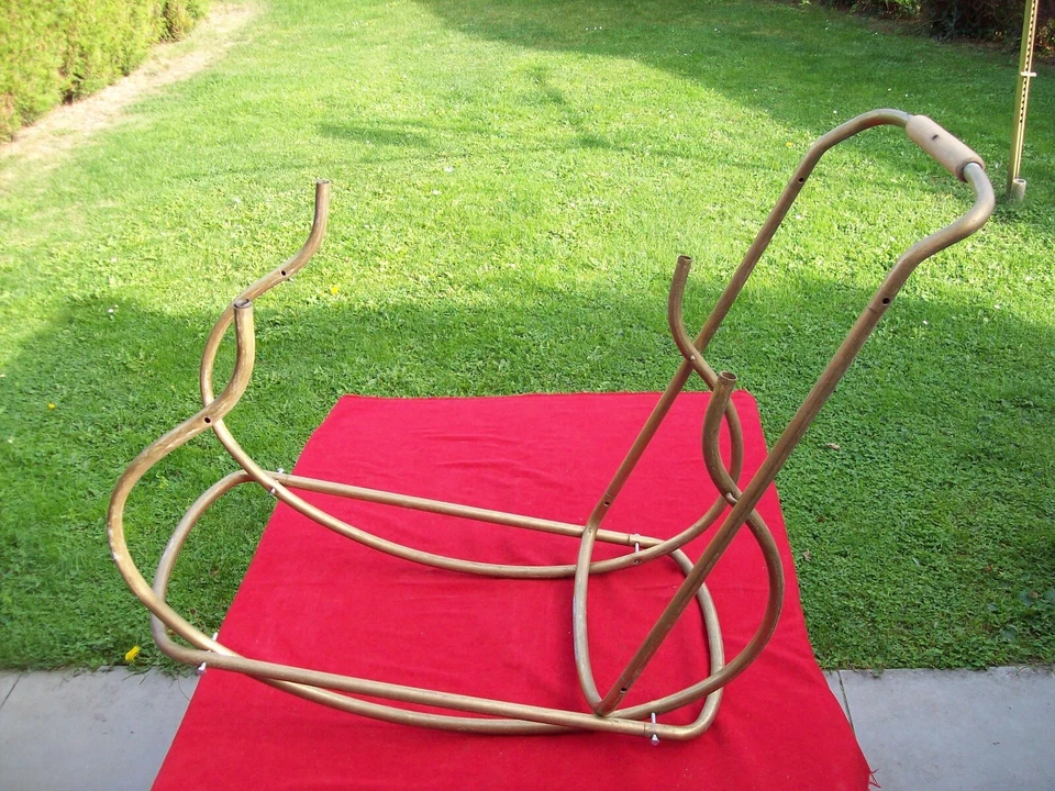 PIÈCE DÉTACHÉES D'UN ANCIEN LANDAU EN LAITON MAIS CUIVRE ROUGE EN DESSOUS - Photo 4/4