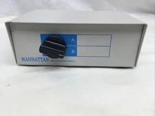 Manhattan 2-Way Manual Data Transfer Switch Box - AB (VGA, 26-PIN)