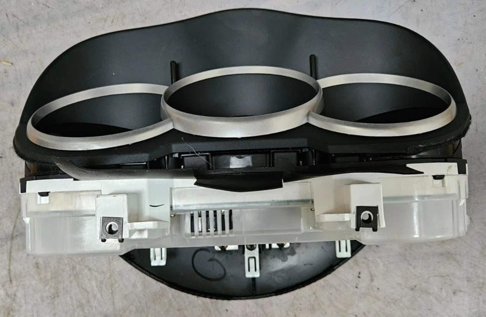 Cuadro de instrumentos velocímetro panel calibre 04 05 06 Mazda RX8 106.592 millas Foto 3 de 4