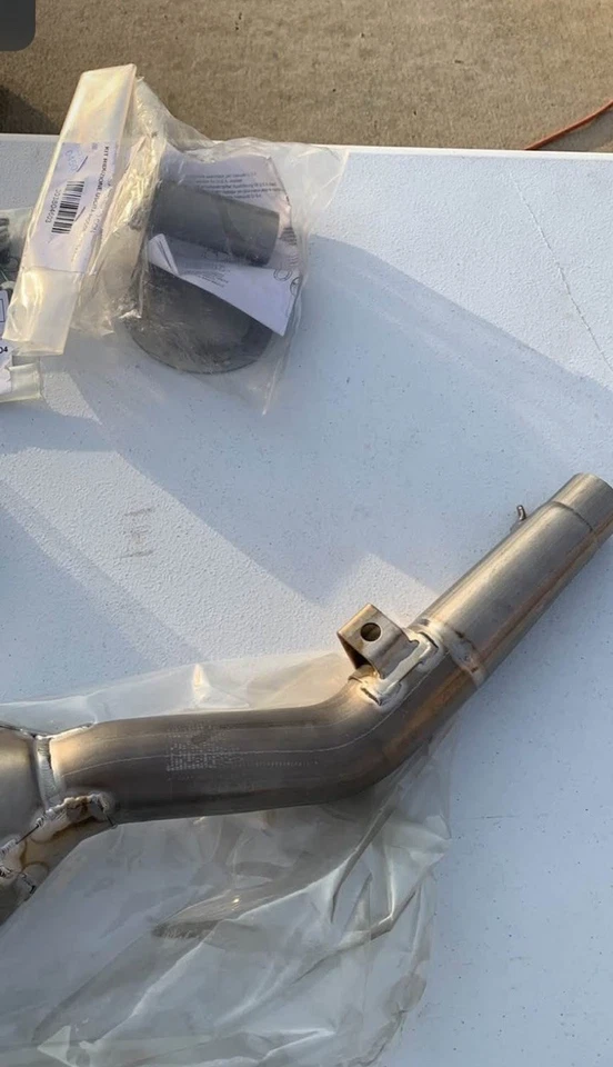 Sistemas de escape Leo Vince X3 SUZUKI RM-Z 250 titanio completo “LOW BOY” Foto 2 de 4