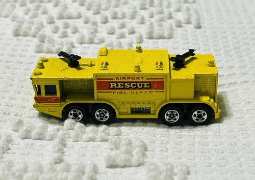 Vintage 1979 Hot Wheels Yellow Airport Rescue Fire Dept Truck Malaysia *READ*