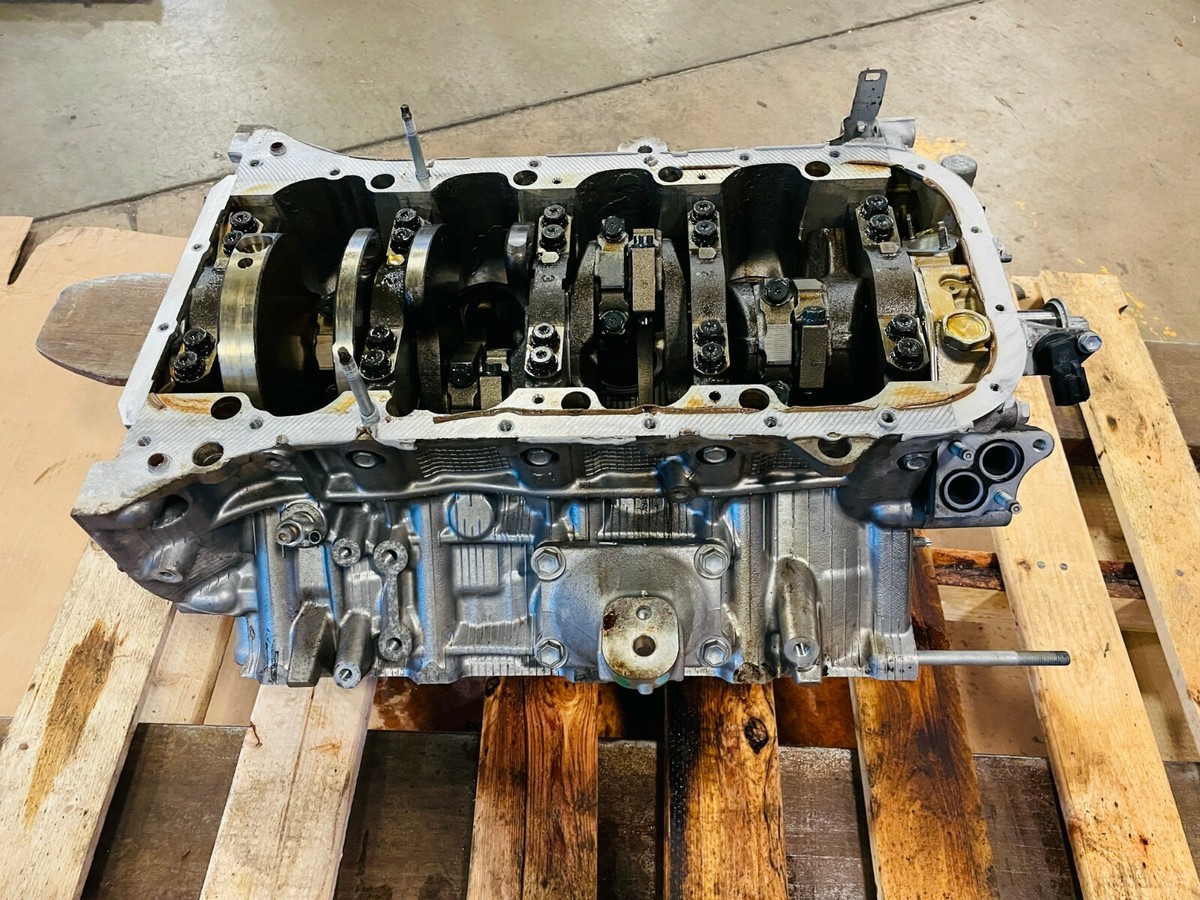 Lexus SC430 Engine Cylinder Block w/ Crankshaft & Pistons Lexus SC430 Engine Cylinder Block w/ Crankshaft & Pistons