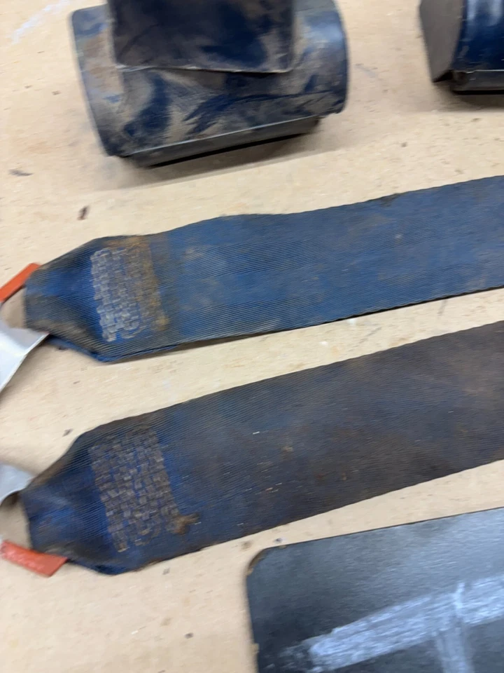 1973 75 77 81 FIREBIRD TRANS AM CAMARO REAR SEAT BELT BELTS RETRACTORS SEATBELTS - Image 3 of 4