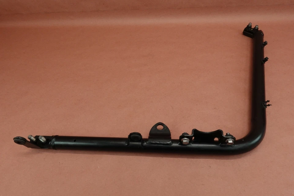 2009 - 2016 Triumph Thruxton 900 Engine Motor Mount Bracket A - Image 4 of 4