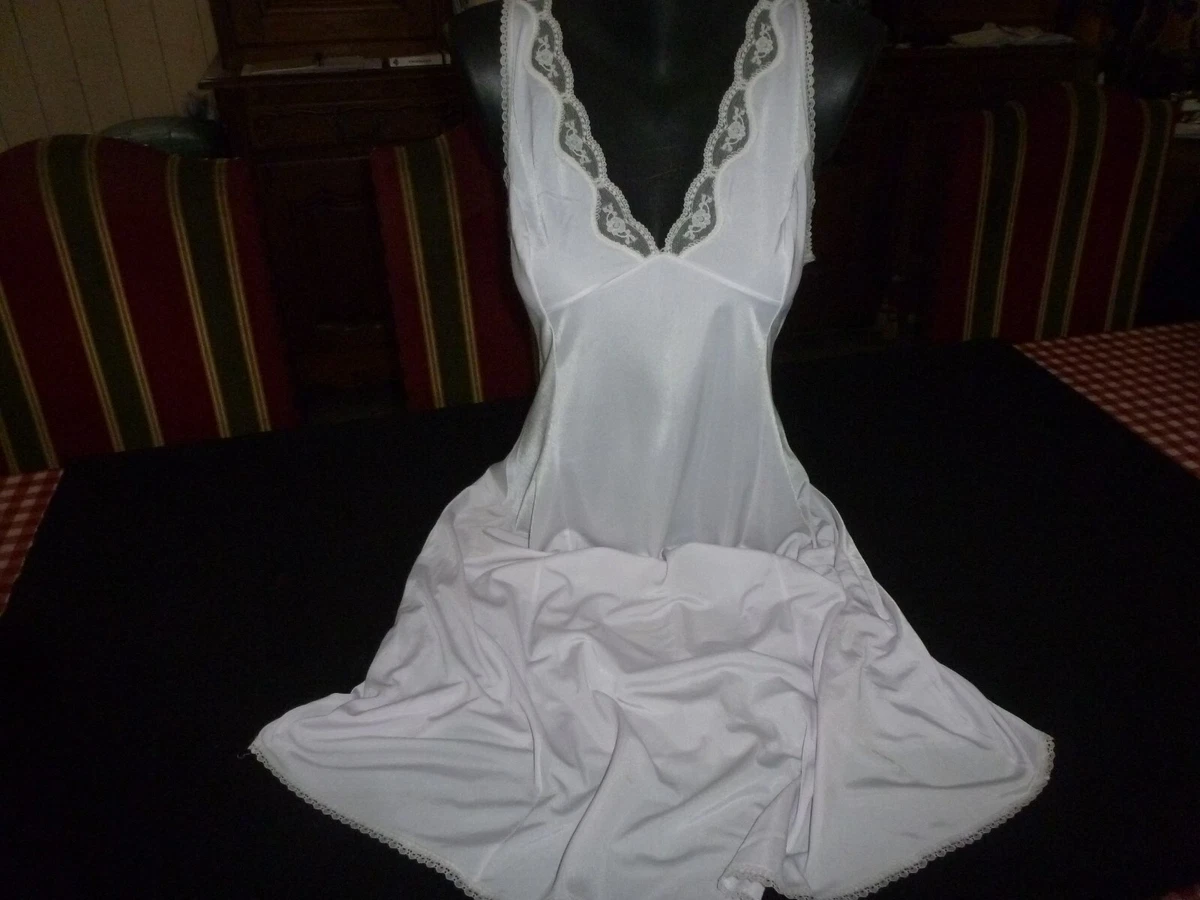 Combinaison Vintage Avec Fond De Robe En Dentelle, Taille 48 – Couleur Saumon