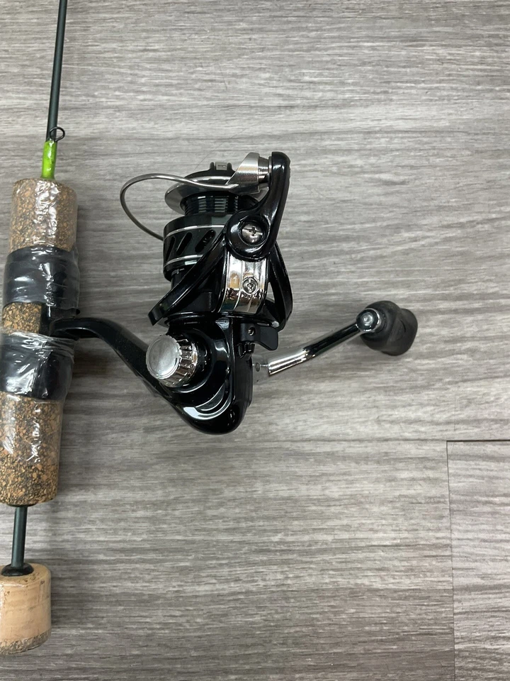 NEW FRABILL REEL & ROD COMBO ICE FISHING 27” FRBRH2701 - Image 3 of 4