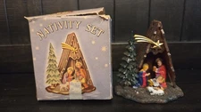 Vintage Miniature 3” Plastic Nativity Scene Manger Ornament  W/ Box