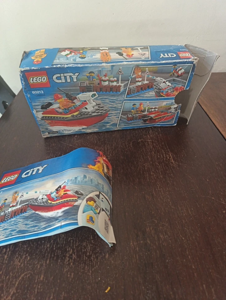 LEGO City 60213 Dock Side Fire, photo 3 sur 3