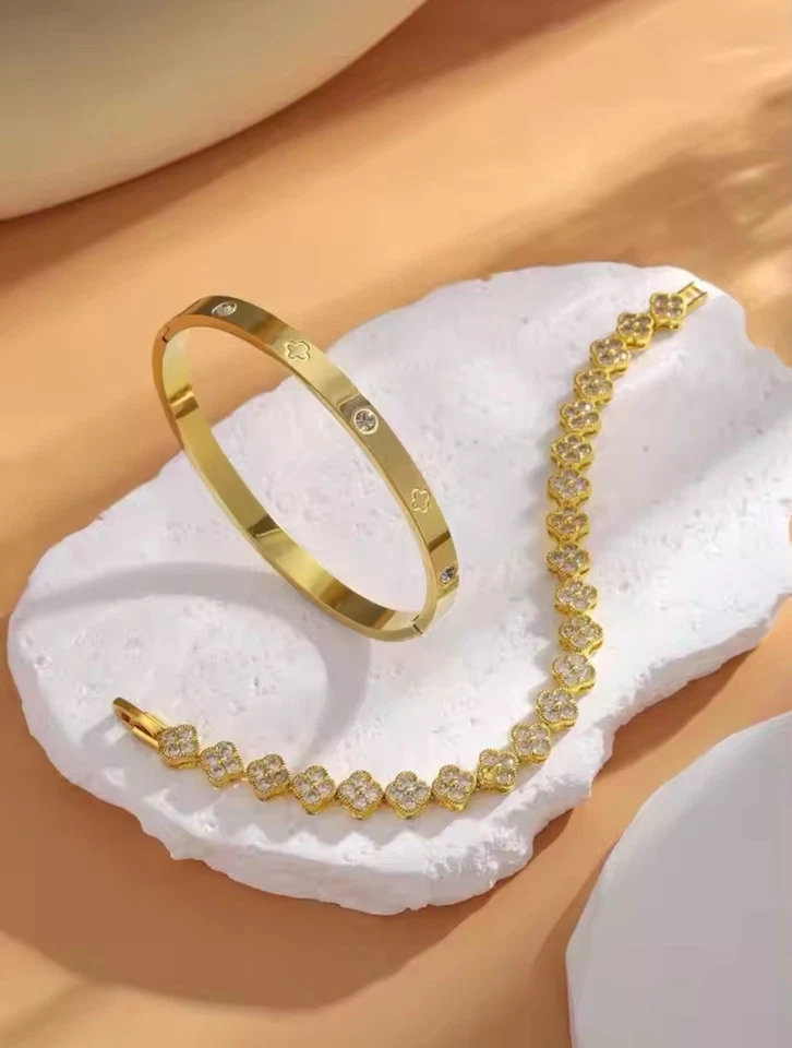 2 Set Of Lucky Clover Women Bracelet - Image 2 of 2