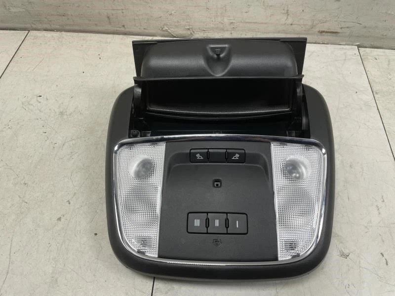 Chrysler 300 2013 techo delantero consola superior domo luz OEM+ Foto 4 de 4