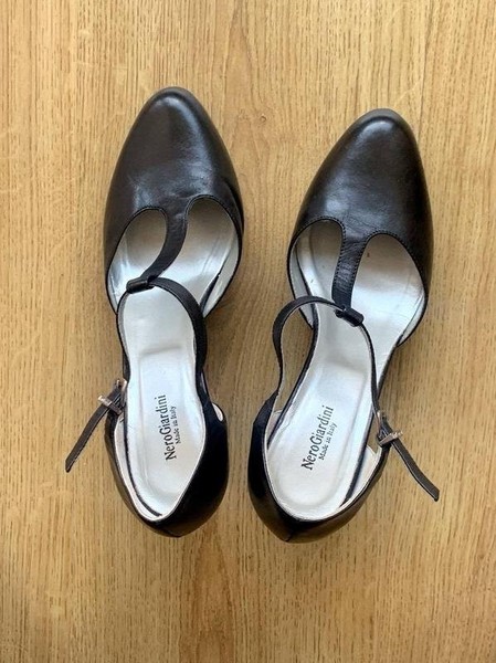 Women Nero Giardini Heels Black Leather 35.5