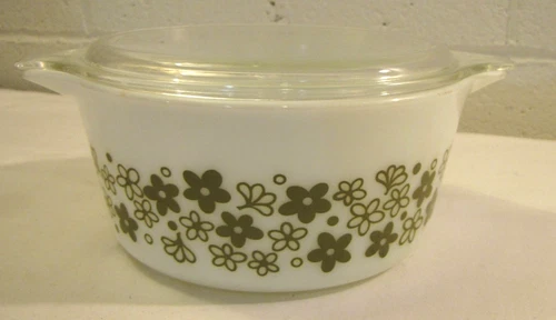 Vintage Spring Blossom/Crazy Daisy White 1.5Qt Casserole 474-B with Lid