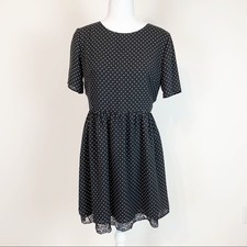 Forever 21 Women's short sleeve polka dot skater dress lace hem black white