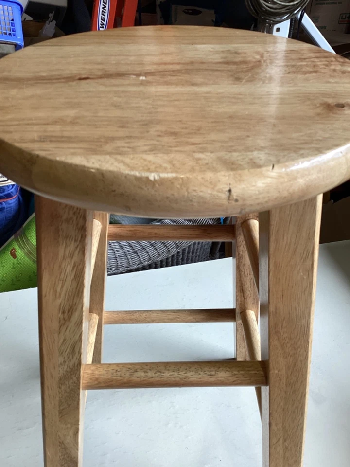 24" Round Solid Wood Counter Stool, Natural Finish - Image 3 of 4
