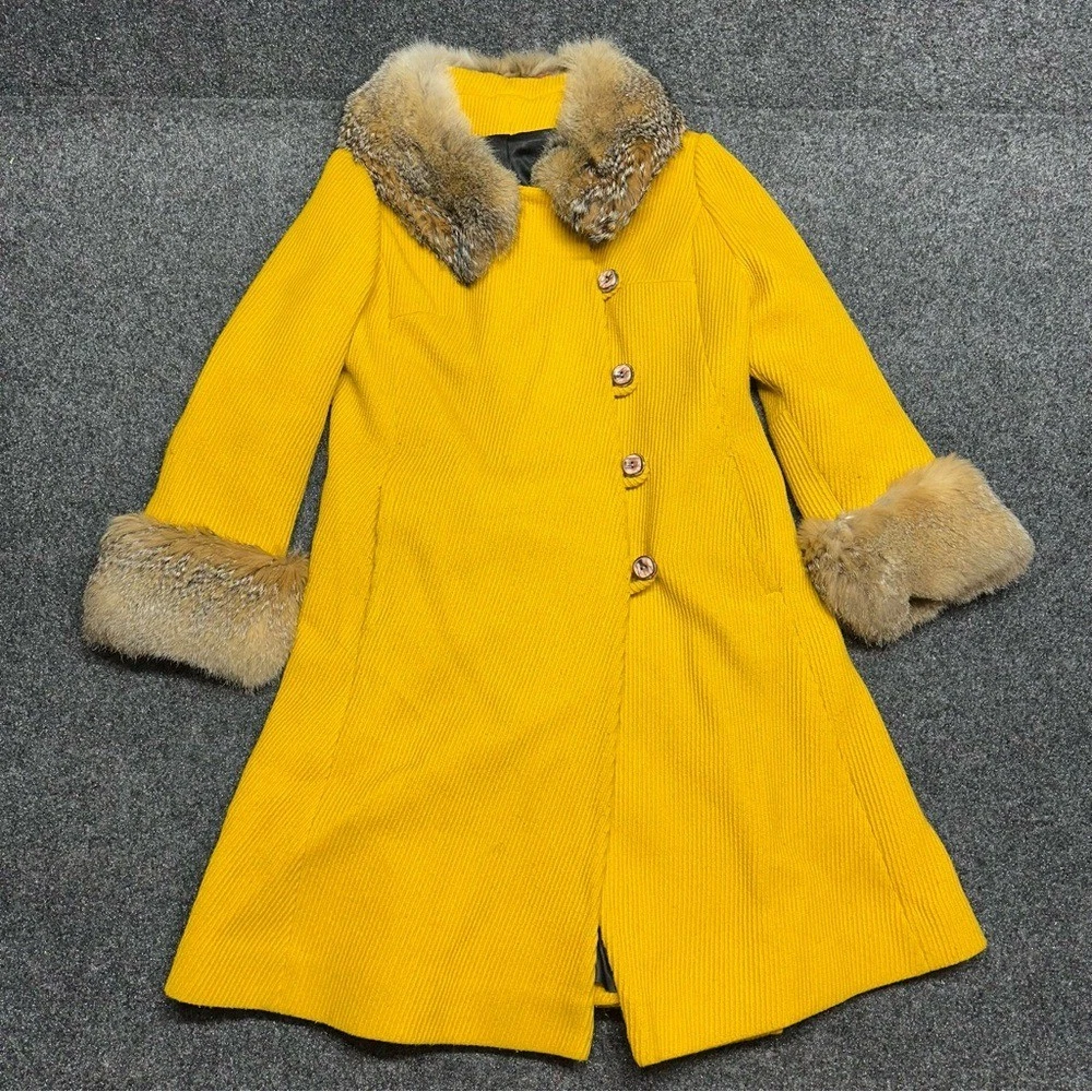 Fur Coat Mod/GoGo Vintage Coats, Jackets & Vests for Women for