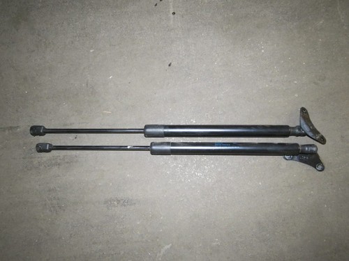 Original VW Tiguan 5N Facelift Gasdruckfedern für Heckklappe A21622 5n0827550d