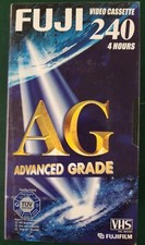 FUJI _ VHS VIDEOKASETTE _ 240 _ NEU