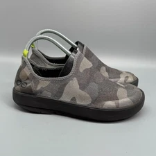 OOFOS OOmg eeZee Women's 7.5 Gray Camo Canvas Comfort Shoes Slip-On Low Comfort