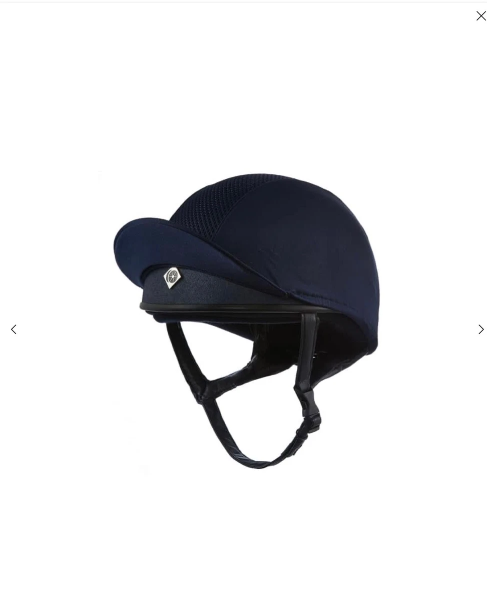 Accessoires cavalier : casquette équitation, ceinture, chapeau Accessoires cavalier : casquette équitation, ceinture, chapeau