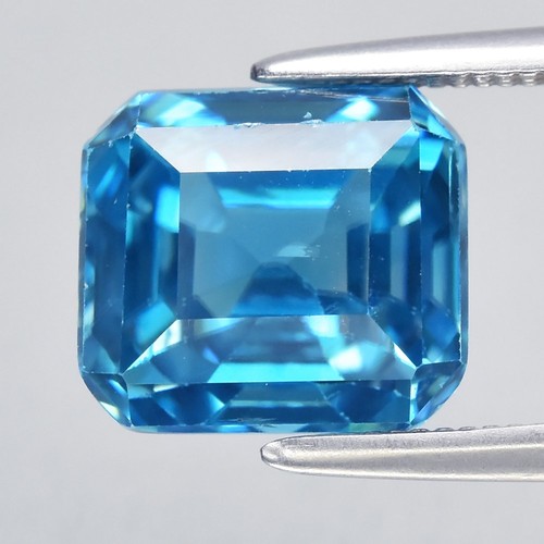 π 4.72ct 8.2x7.5mm VS Octagon Natural Blue Zircon - Gentle Heat, Cambodia Gem