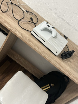 Microsoft Xbox One S 1TB Konsole Weiß PAL 4K UHD Wi Fi + Wireless Controller