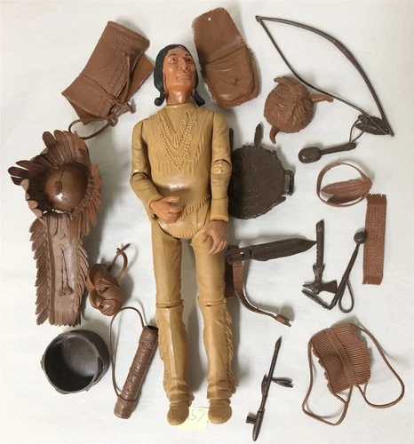 1960s MARX JOHNNY WEST BRAVE INDIAN FIGURE WITH ACCESSORIES LOT #57