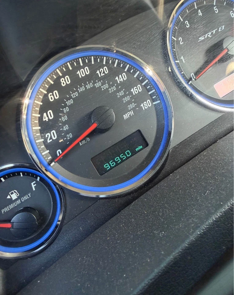 Jeep Grand Cherokee SRT 8 96K 06-2010 6,1 L V8 HEMI VELOCÍMETRO CLÚSTER 05029967 Foto 2 de 4