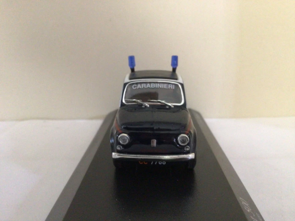 Minichamps Police 1/43, Carabineri Italy, Fiat 500 - Image 3 of 4