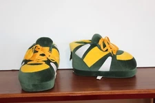 Green Bay Packers Wild Cats Comfy Feet  Slippers Size S.