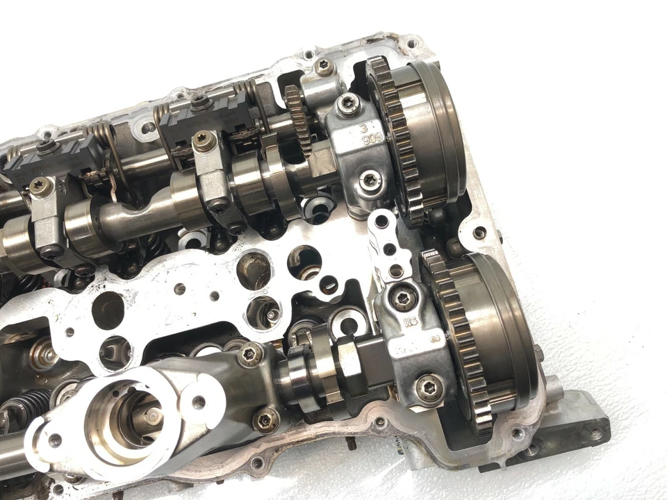 2016-2019 BMW 750I G12 4,4 л V8 левая передняя головка блока цилиндров двигателя от оригинального производителя 52K. - Изображение 3 из 4