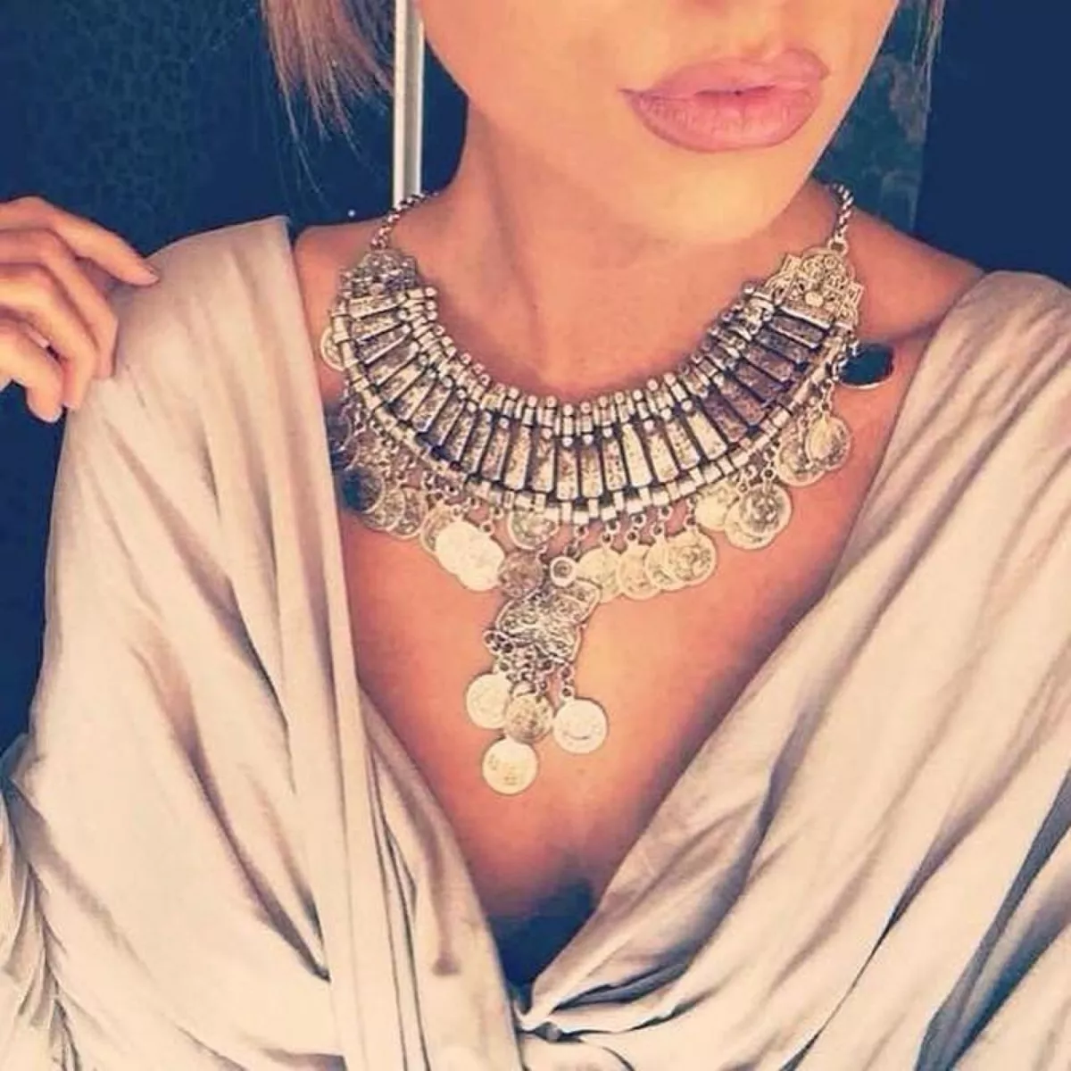 Choker coin necklace sale