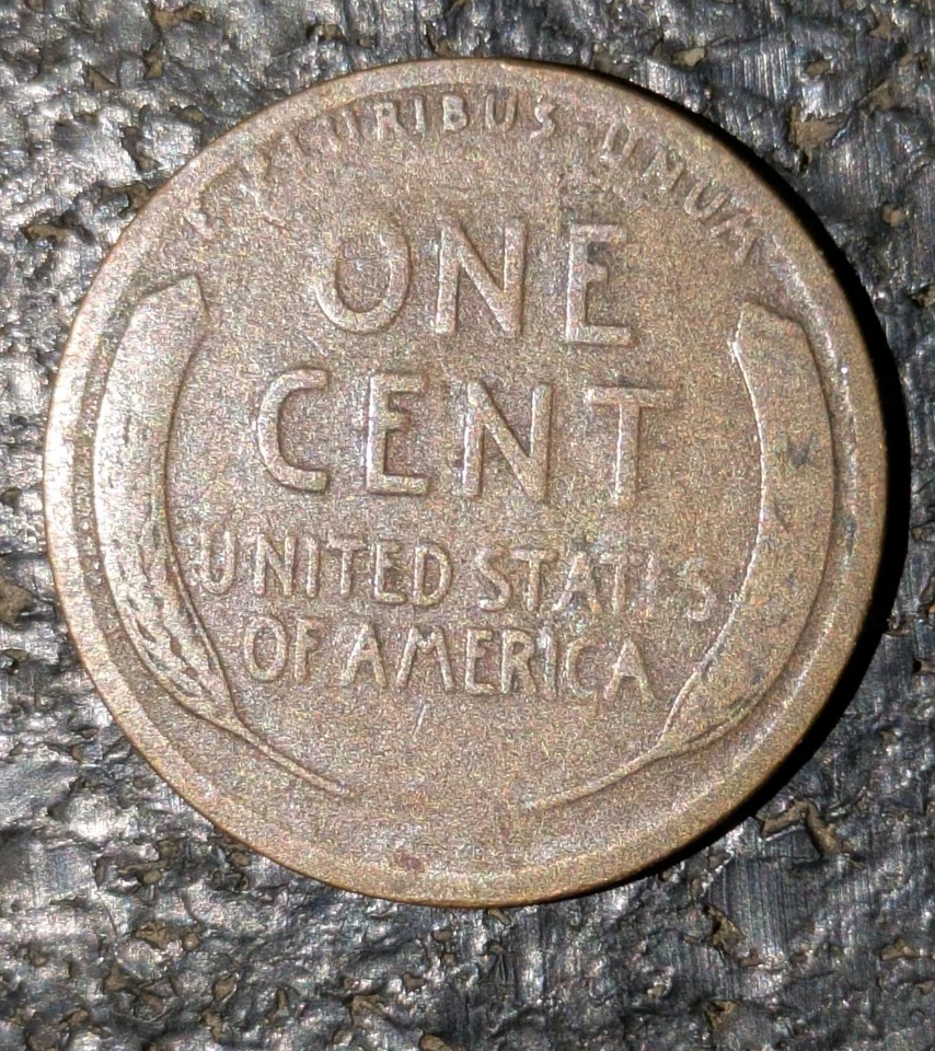 1909 1c Wheat Cent Good Condition Struck Through Grease Error Grease Filled - Image 3 of 4