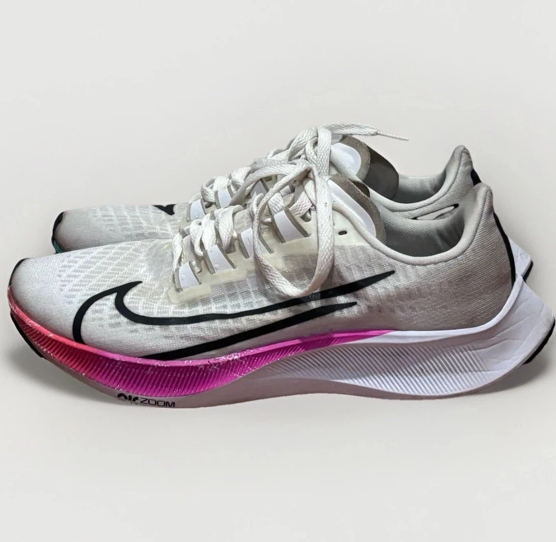 ナイキ　ペガサス37  ウィメンズ　24.0 Amazon | Nike レディース エアズーム ペガサス 37, ブラック/ホワイト
