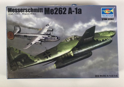 Trumpeter Messerschmitt Me262 A-1a 1:144 Model Kit 01319 No decals - Picture 5 of 12