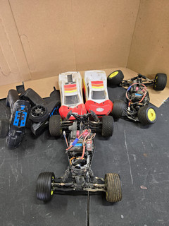 Losi Mini T 2.0 RC Car Bodies Parts Lot PARTS ONLY NOT WORKING