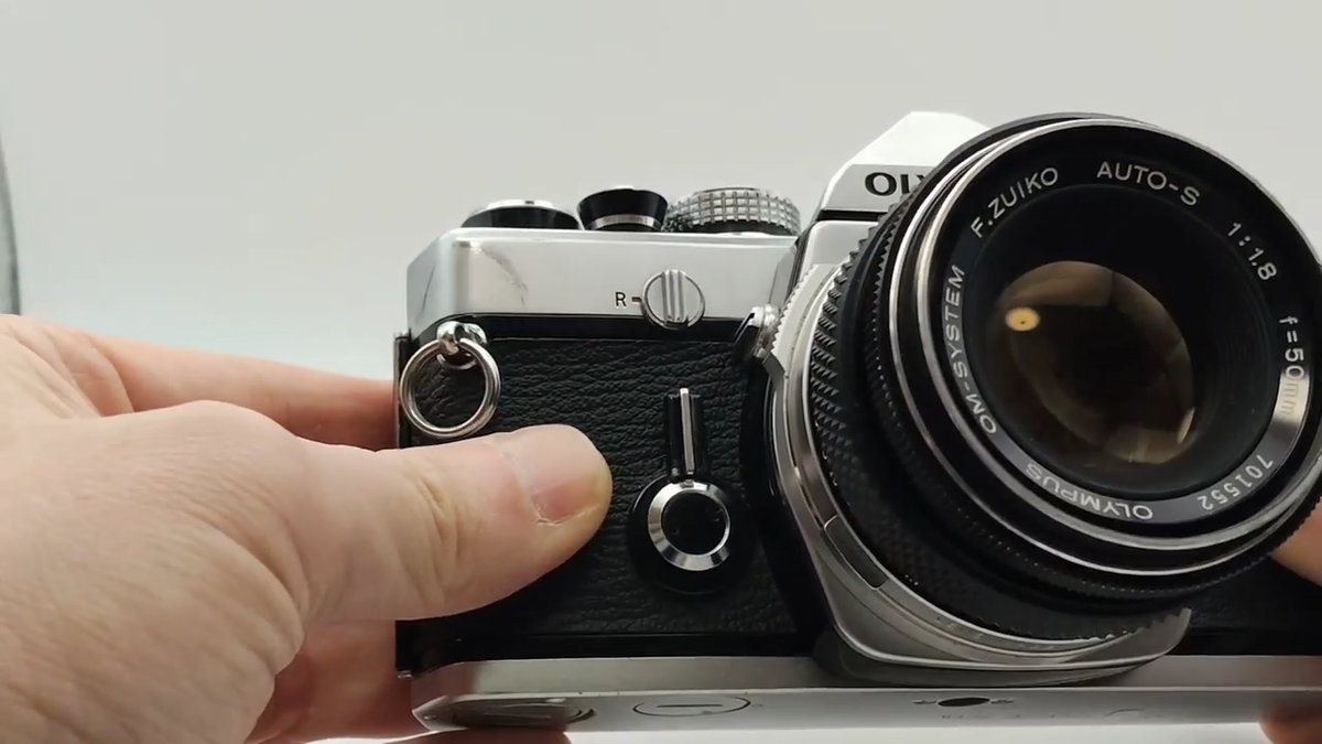 N MINT] Olympus OM-1 Silver Film Camera w/ F.Zuiko 50mm f/1.8 Lens